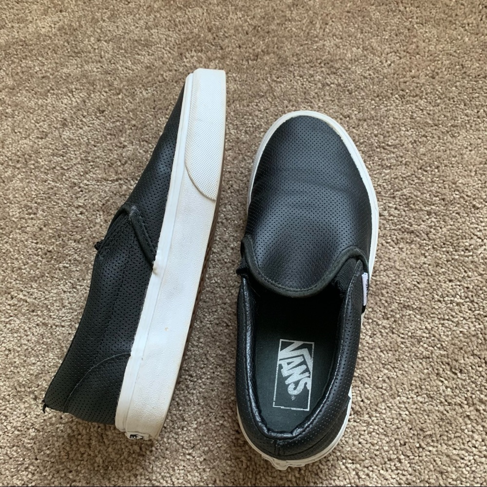 Vans - Picture 3 of 6